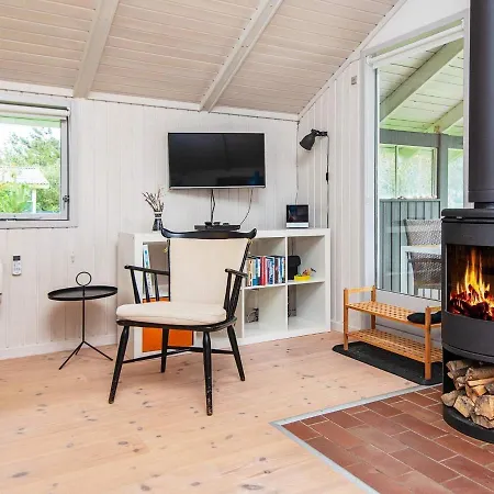 Holiday home Homely Holiday In Jutland With Terrace Norre Nebel